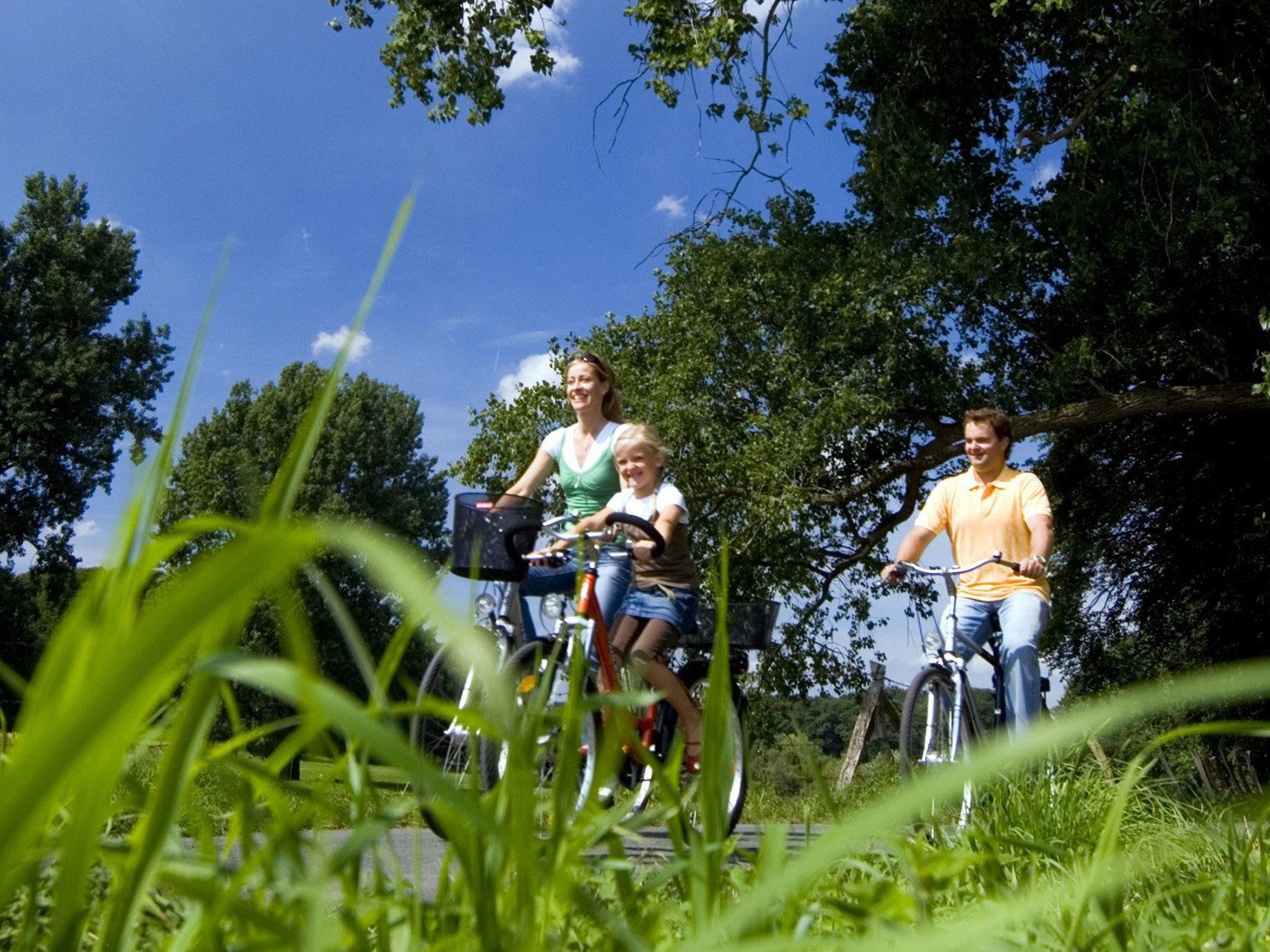 Der ideale Kurzurlaub zum radeln durch die Idyllen des Emslandes, entlang an Hase und Ems, auf vielen ausgewählten Routen.