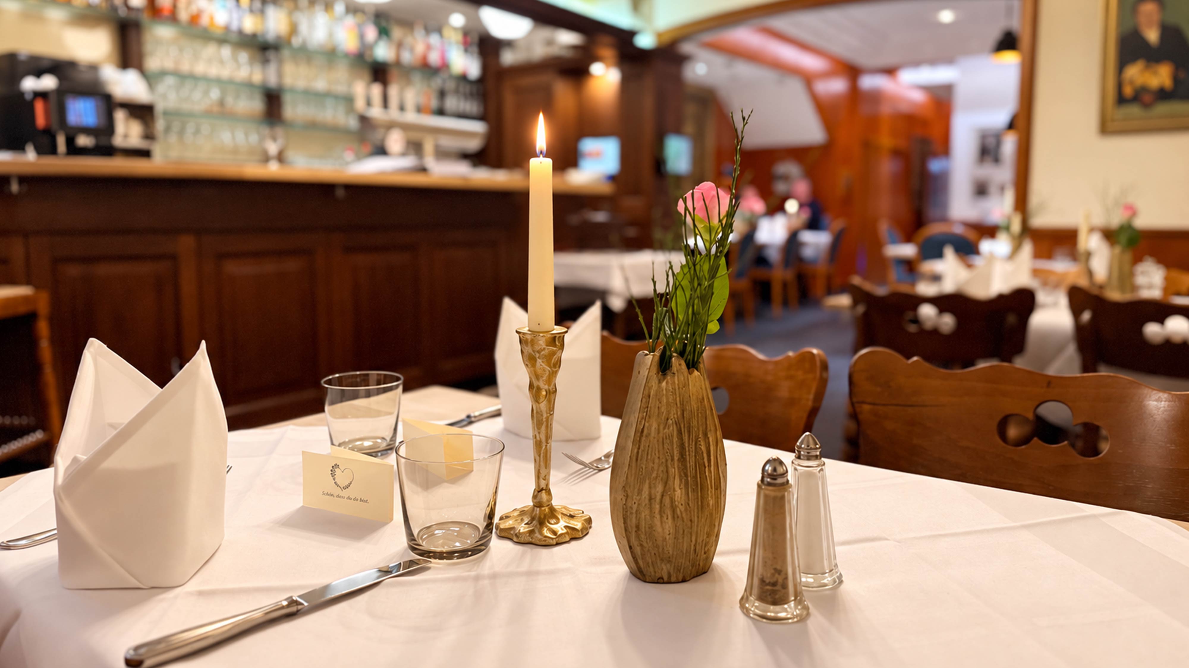 Restaurant Schmidt am Markt mit gutbürgerlicher Küche, nur fünf Gehminuten vom Hotel von Euch in Meppen entfernt